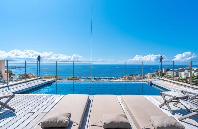 Wonderful private villa for 8 guests with WIFI, private pool, A/C, TV and patio