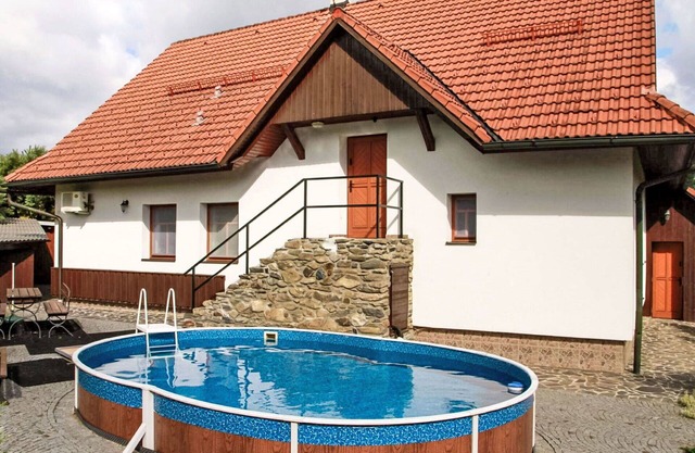 Wonderful private villa for 16 guests with private pool, WIFI, TV and patio