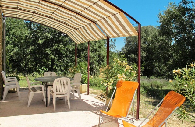 Wonderful private villa for 4 people with terrace and pets allowed