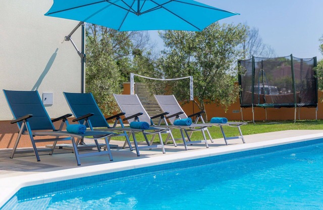 Wonderful private villa for 14 guests with private pool, WIFI, A/C, TV and terrace