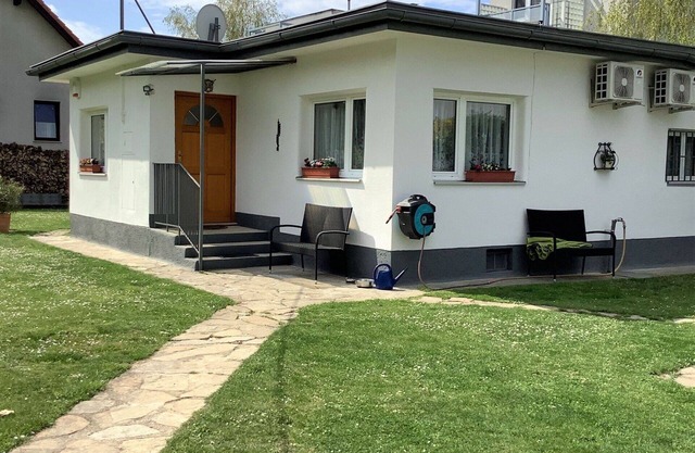 Wonderful private villa for 4 guests with WIFI, A/C, TV and pets allowed