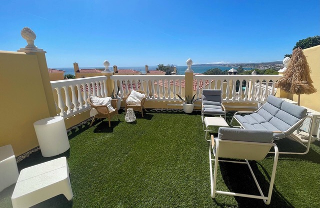 WONDERFUL SEMI-DETACHED HOUSE NEXT TO THE BEACH