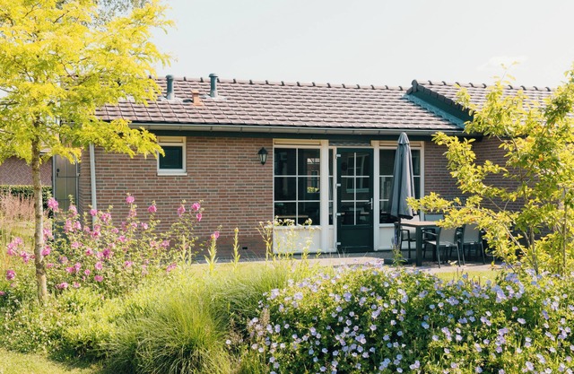 Zeumeren 6-person bungalow