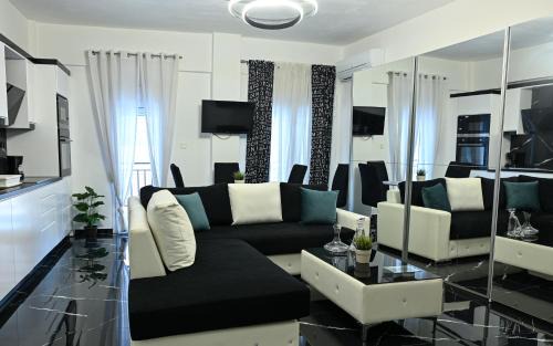 Zeusplace Black and White Retreat