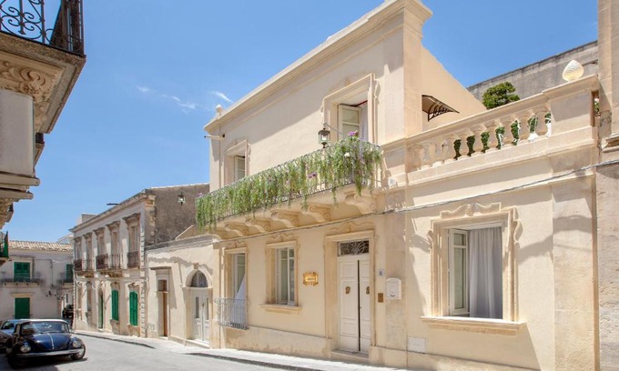 Noto Historic Centre Apartment | à Marchisa -Noto-
