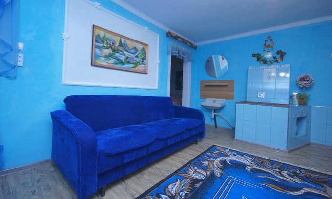 Yasinya House | Аня Рома