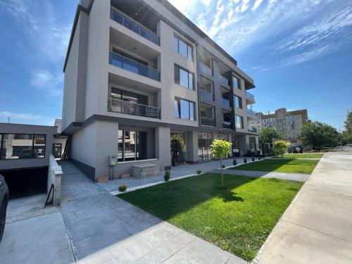 Dobrich Apartment | Апартамент САМИ