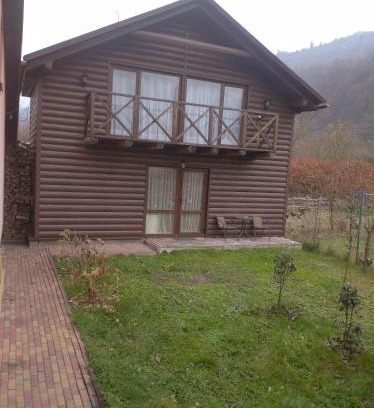 Rakhiv House | Будинок