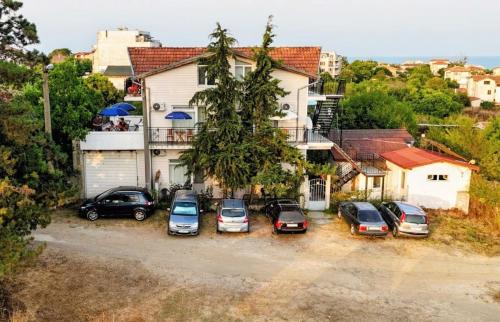 Sinemoretz House | вила Лора