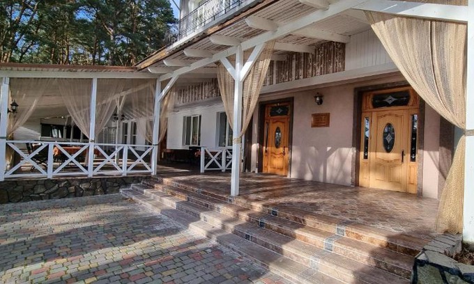 Volyn Oblast Hotel | Готельно-Ресторанний Комплекс Три Бобри