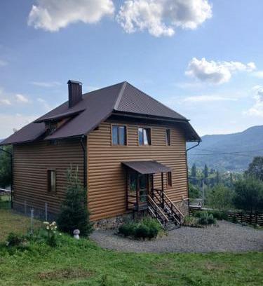 Slavske House | Гірська вершина