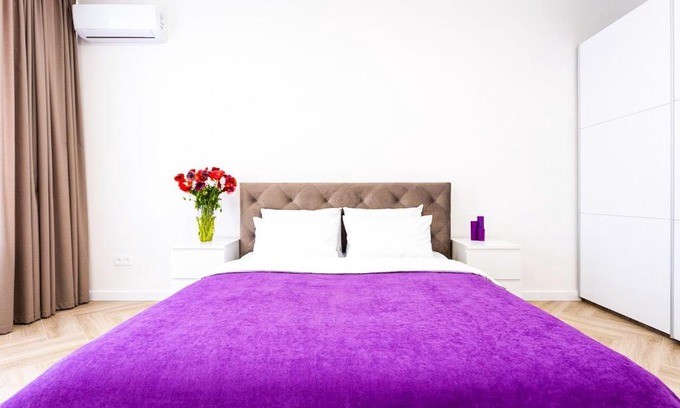 Pozniaky Apartment | Новая ВИП квартира 3 мин пешком м Славутич, Осокорки, Позняки