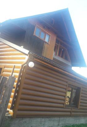 Yasinya House | У Оксани