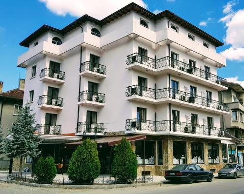 Tryavna Hotel | Хотел Хилез Hotel Hilez