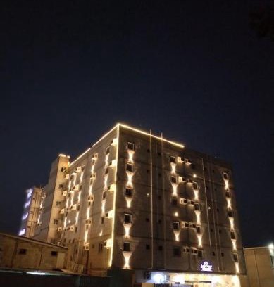 Al Bawadi Hotel | اساور للشقق المخدومه