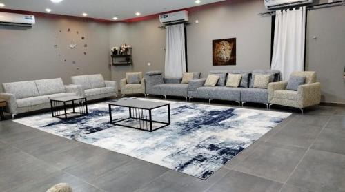 Al Wasil Ski Chalet | شاليه لونا