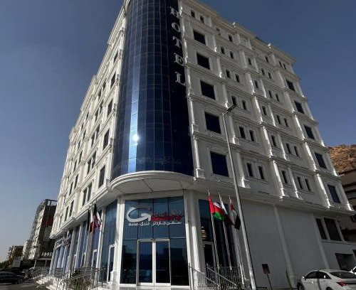 Taif Hotel | فندق سفن جاردنز - المطار