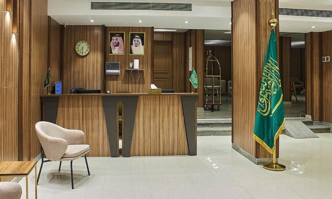 As Salamah Hotel | فندق هارودز