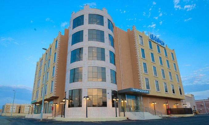 Sabya Hotel | فندق يحي محمد عسيري طيري الفندقية دوفيل ان