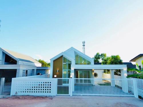 Nakhon Phanom Villa | บ้านบารมี เรียบหรูอยู่สบาย