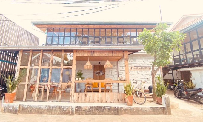 Koh Lan Hotel | เรือนตะวัน เกาะล้าน RueanTawan Kohlarn