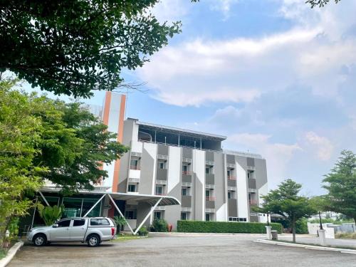 Pak Chong Hotel | โรงแรมธาราคีรีเพลส