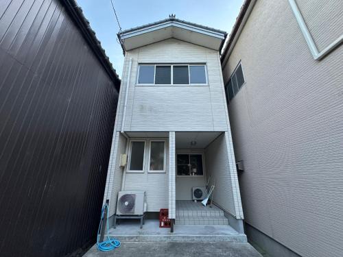 Sado House | ゲストハウス輝庵