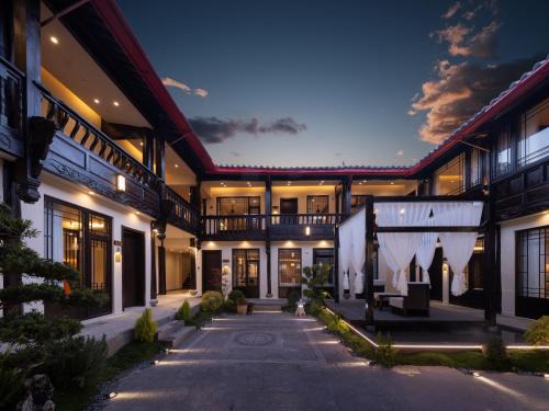 Dayan Old Town House | 丽江云慕晚民宿
