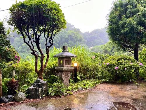 Zushi House | 山に囲まれた隠れ和式庭園室外bbq