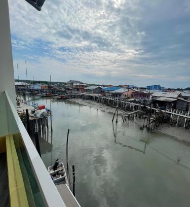 Pulau Ketam House | 幸福轩&幸福一家民宿 Happiness Family Homestay