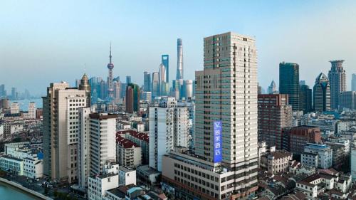 Downtown Shanghai Hotel | 景莱酒店上海南京东路店