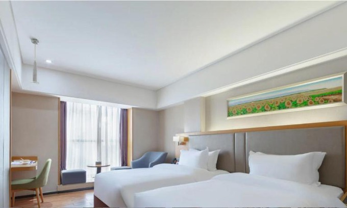 Wuling District Hotel | 花之筑酒店常德步行街店