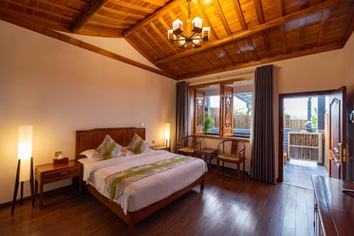 Dujiangyan Bed & Breakfast | 青城山泉青小院温泉中式民宿