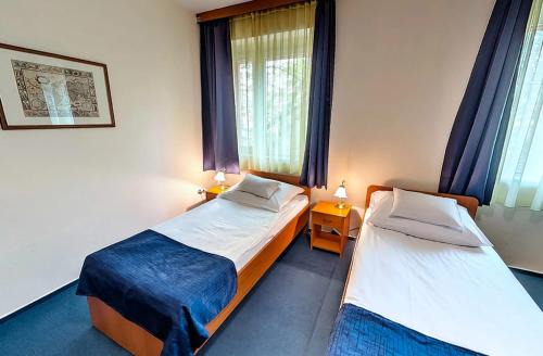 Dunaujvaros Hotel | 하나로 호텔 / Klub Hotel
