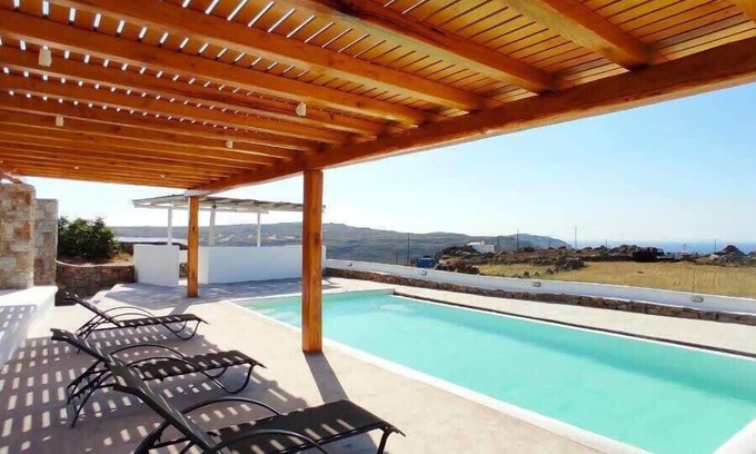Plintri Apartment | 1 Bd Gorgeous Rustic Cave with Dreamy Shared Pool