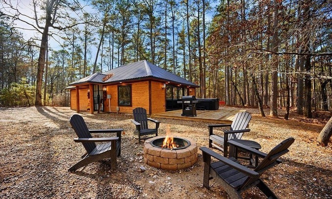 Hochatown Cabin | 1 Bedroom Luxury @ The Safari Park! 2+ nights includes 2 Free Tickets!