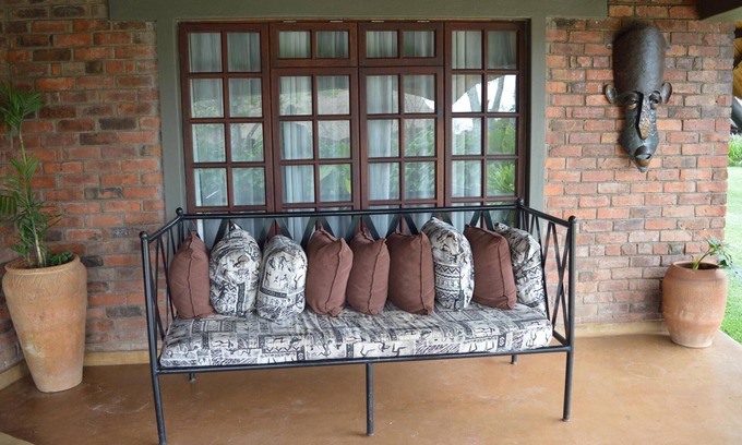 Harare East Villa | 1 Bedroomed Chalet in Harare - 2183