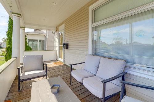 Steubenville House | 1 Mi to Dtwn and Franciscan University Home with Yard