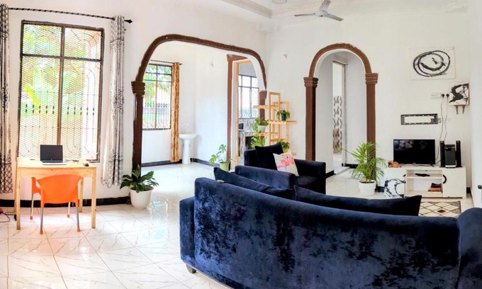 Dar es Salaam House | 1 Room shared home at kigamboni