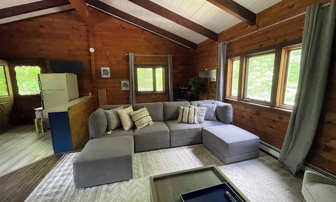 Saugerties House | 10 Minutes to HITS Great private getaway in Saugreties