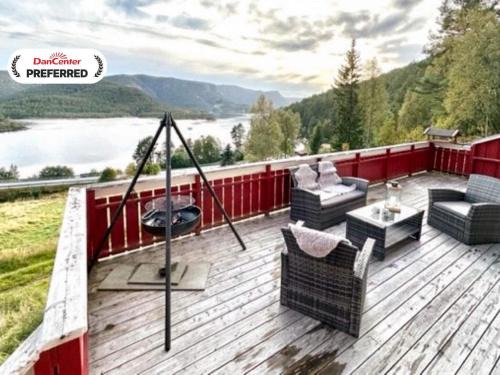 Snillfjord House | 10 person holiday home in Snillfjord-By Traum