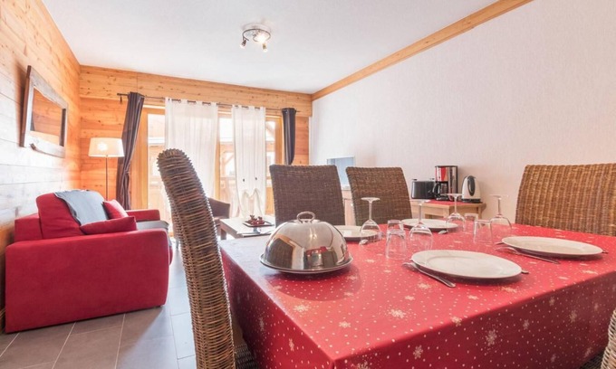 Montgenevre Apartment | 100m from ski slopes, terrace, parking, tv, 70m², Montgenèvre