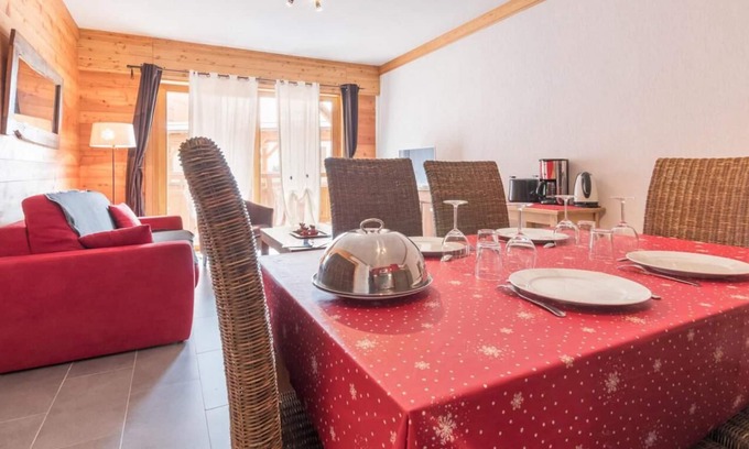 Montgenevre Apartment | 100m from ski slopes, terrace, parking, 70m², Montgenèvre