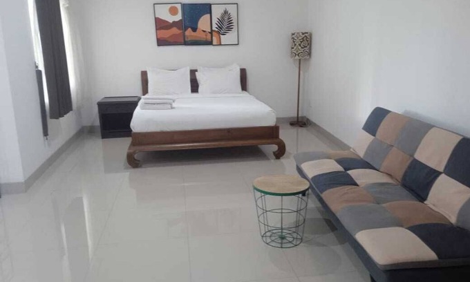 Sunset Road Apartment | 10munite go to beach doubelsix and plahanca beach