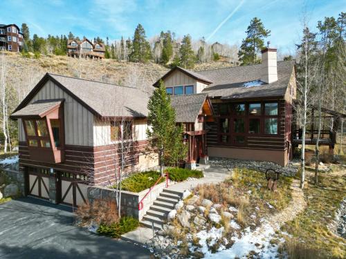 Hamilton Creek House | 11 Stormwatch Circle 4Br 3,5Ba home