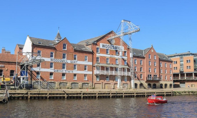 York Apartment | 12 Woodsmill Quay