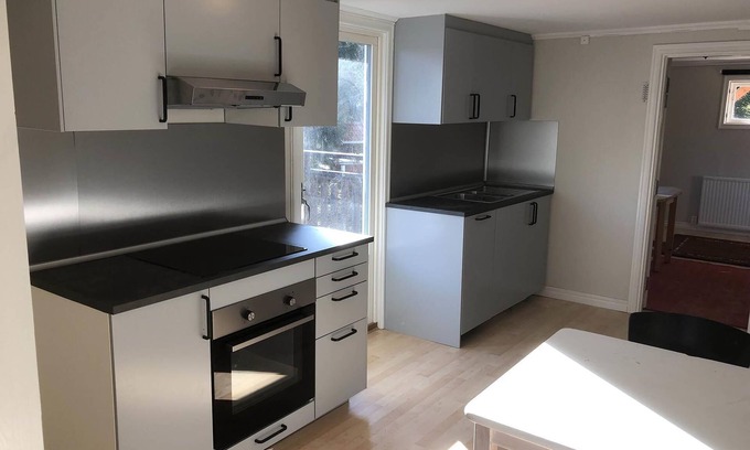 Ryd House | 13 bedroom accommodation in Ryd