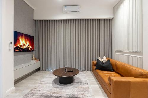 Menlyn Apartment | 132 Menlyn Maine