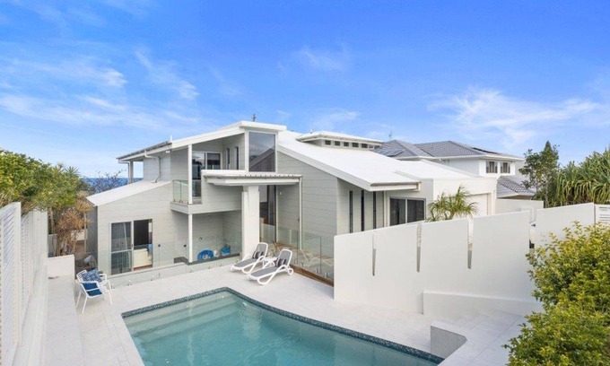 Castaways Beach House | 14 Tropicana Rise Castaways Beach