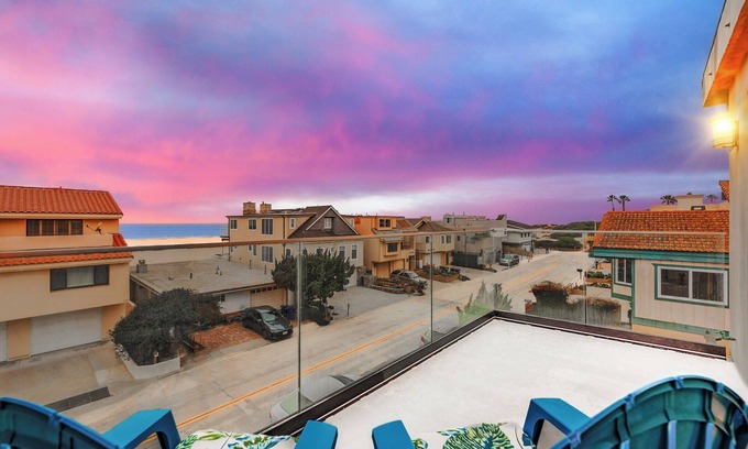 Hollywood House | 15%Off Oct 16-19 Steps To Sand Ocean Sunset Views